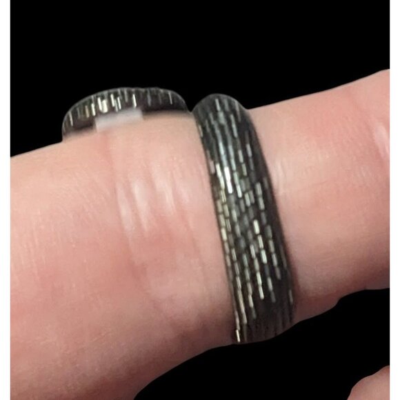 Gothic Gunmetal Tone Textured Snake Ring Size 5 1/2 - Picture 6 of 14